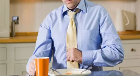 سوء هاضمه چیست و چگونه درمان می‌شود؟